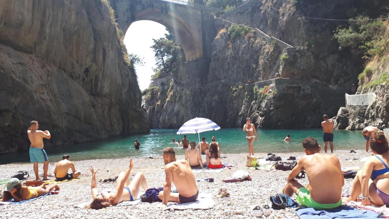 Alta Quota Relax On The Sea Bed and Breakfast Salerno Eksteriør billede